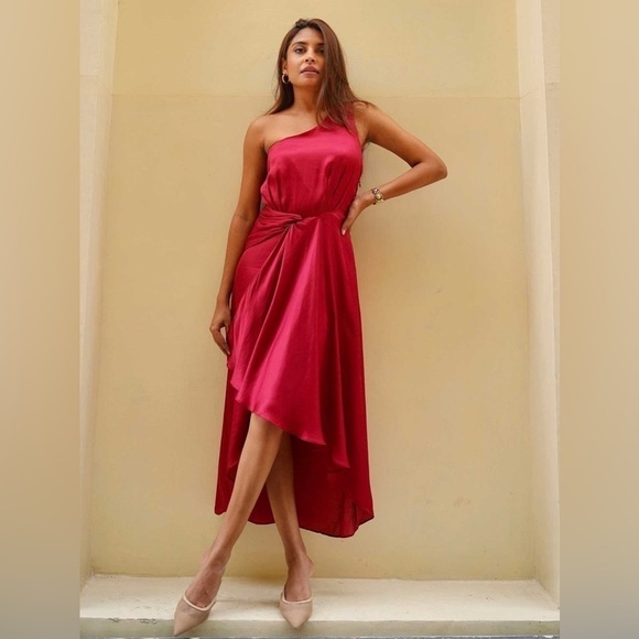 Ritu Kumar Label Wine One-Shoulder Dress - Picture 2 of 13